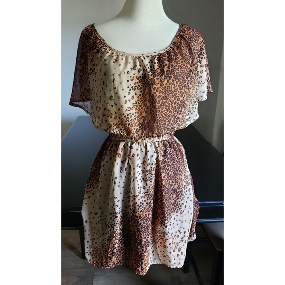 Wet Seal | Leopard Print Mini Dress - Picture 2 of 6